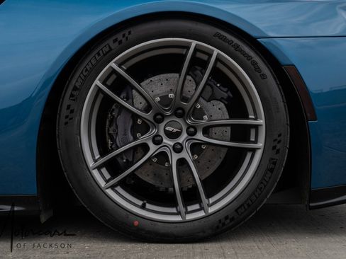 Used 2020 Ford GT image 37