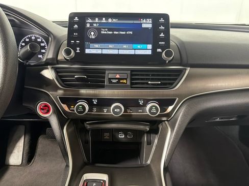 Used 2021 Honda Accord Hybrid image 15