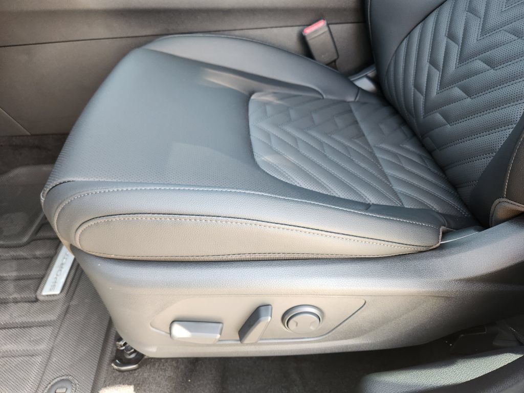 New 2026 Kia Sportage X-Line AWD/4WD image 22