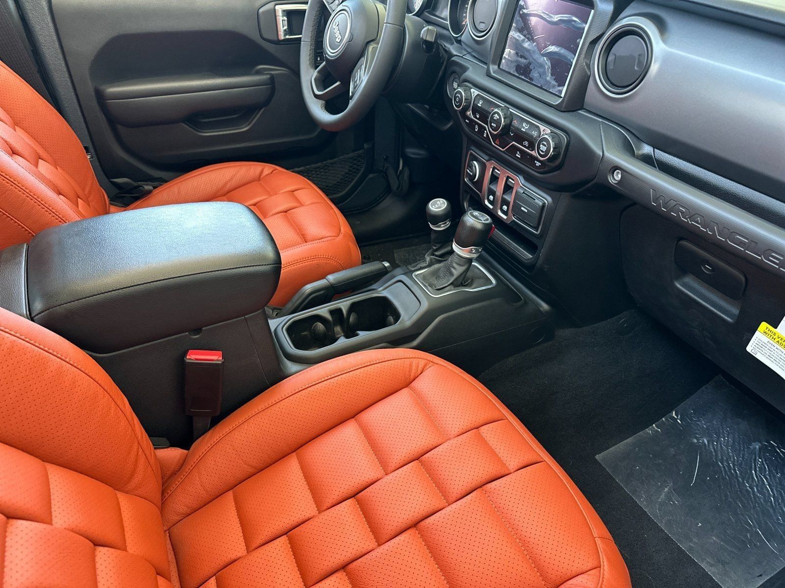 New 2023 Jeep Wrangler Sport AWD/4WD image 15
