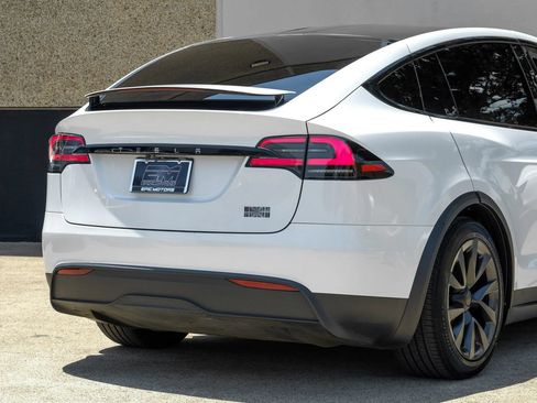 Used 2024 Tesla Model X Plaid AWD/4WD image 11
