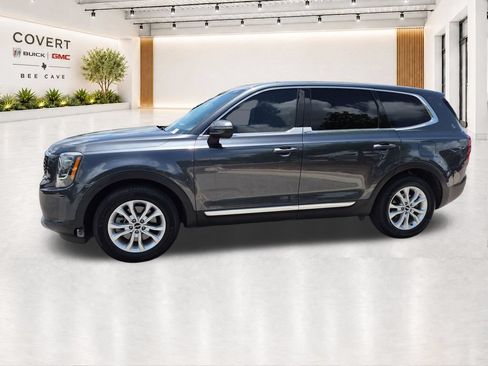 Used 2022 Kia Telluride LX FWD image 5