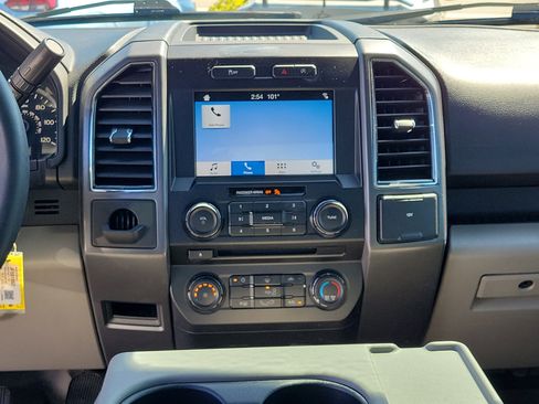 Used 2018 Ford F150 XLT RWD image 22