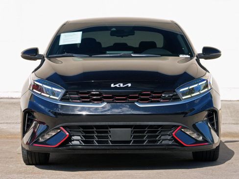 Used 2022 Kia Forte GT w/ GT Technology Package FWD image 6