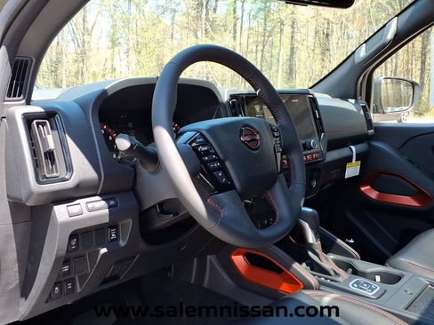 New 2026 Nissan Frontier PRO-4X w/ Pro Premium Package AWD/4WD image 8