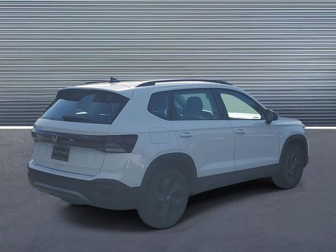 New 2026 Volkswagen Taos S image 3