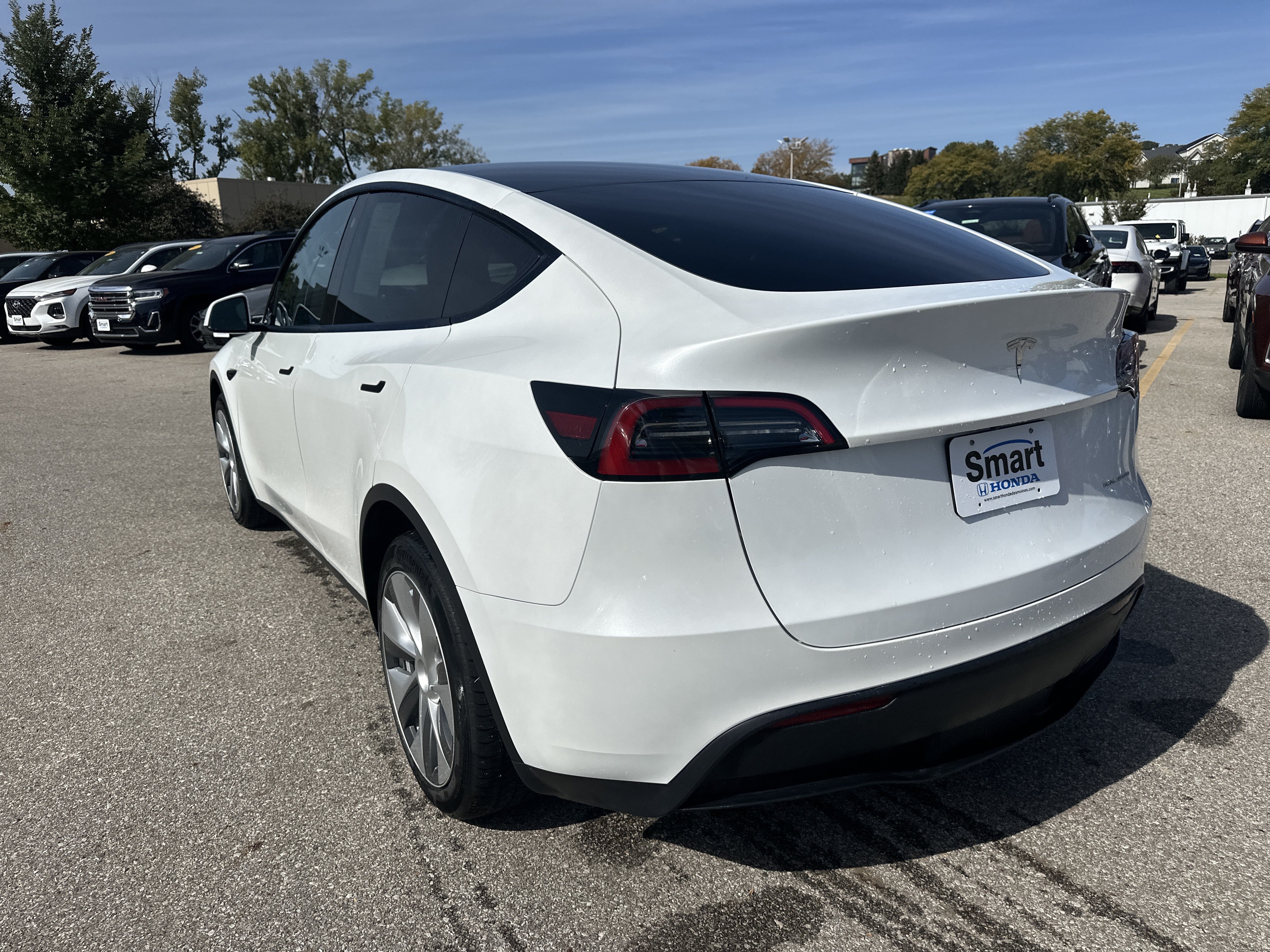 Used 2023 Tesla Model Y Long Range AWD/4WD image 5
