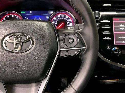 Used 2020 Toyota Camry XSE w/ Blackout Package FWD image 19