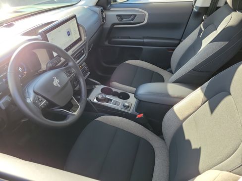 Used 2025 Ford Bronco Sport Big Bend w/ Convenience Package image 3