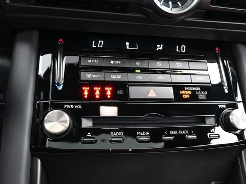 Used 2024 Lexus IS 300 300 image 21