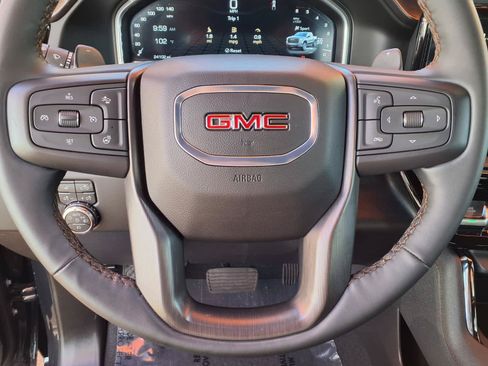 Used 2024 GMC Sierra 1500 AT4 w/ Technology Package AWD/4WD image 24