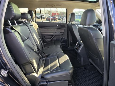 Used 2021 Volkswagen Atlas SE w/ Panoramic Sunroof Package image 15