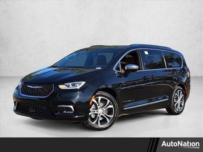 New 2026 Chrysler Pacifica Pinnacle
