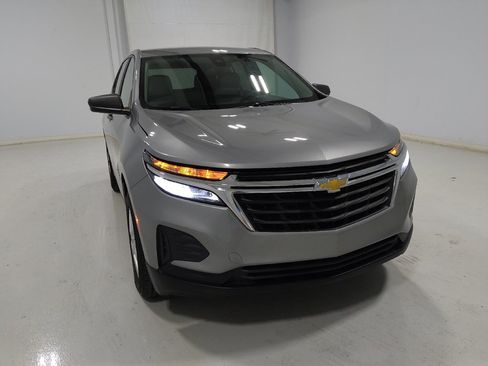Used 2023 Chevrolet Equinox LS AWD/4WD image 14