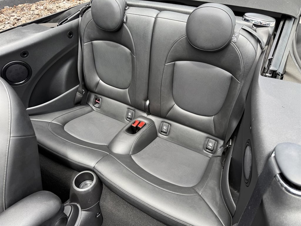 Used 2019 MINI Cooper Convertible FWD image 19
