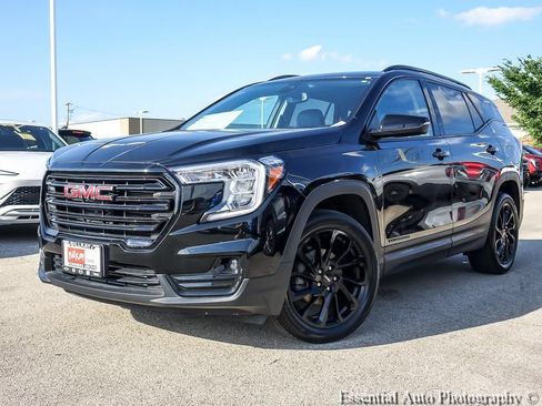 Used 2023 GMC Terrain SLT w/ Elevation Edition AWD/4WD image 2