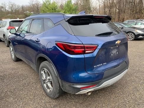 Used 2023 Chevrolet Blazer LT image 2