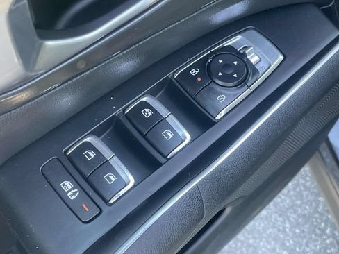 Certified 2024 Kia Sorento S FWD image 28