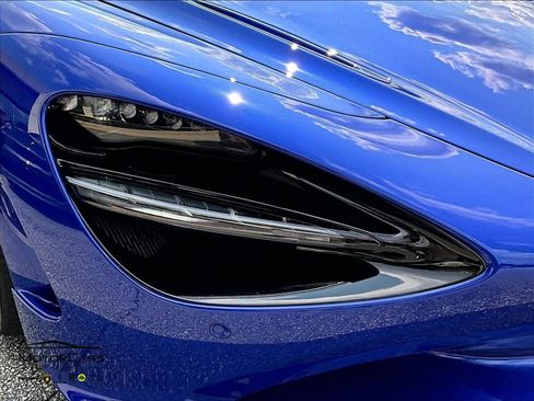 Used 2026 McLaren 750S Spider RWD image 21