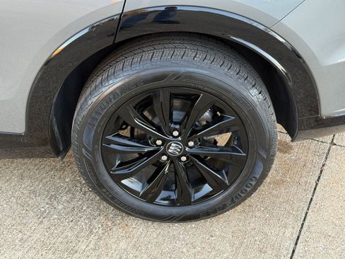 Used 2025 Buick Envista Sport Touring image 30