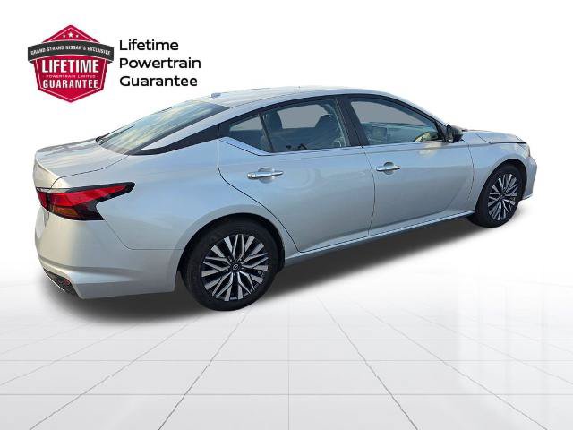 Certified 2025 Nissan Altima 2.5 SV FWD image 9