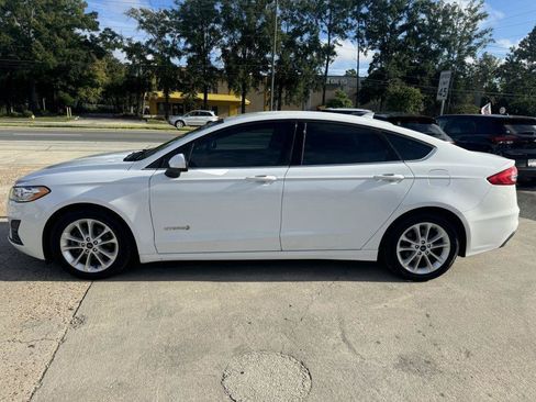 Used 2019 Ford Fusion SE FWD image 8