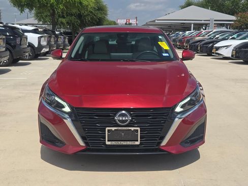Used 2023 Nissan Altima 2.5 SL FWD image 8