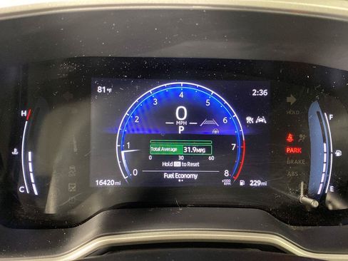 Used 2025 Toyota Corolla XSE FWD image 2