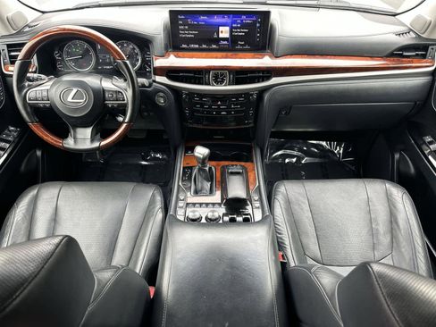 Used 2019 Lexus LX 570 4WD image 10