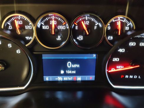 Used 2020 Chevrolet Silverado 1500 RST AWD/4WD image 6