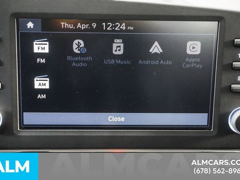 Used 2025 Hyundai Elantra SE image 31