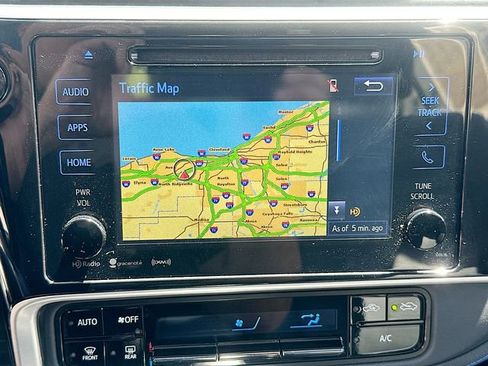 Used 2019 Toyota Corolla XSE FWD image 13