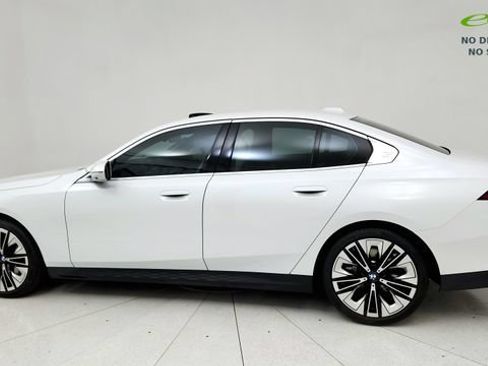 Used 2026 BMW 540i xDrive AWD/4WD image 23