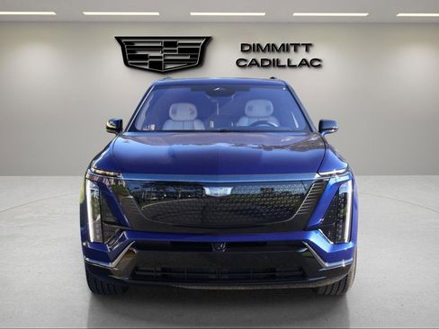 New 2026 Cadillac Vistiq Sport w/ LPO, Floor Liner Package image 8