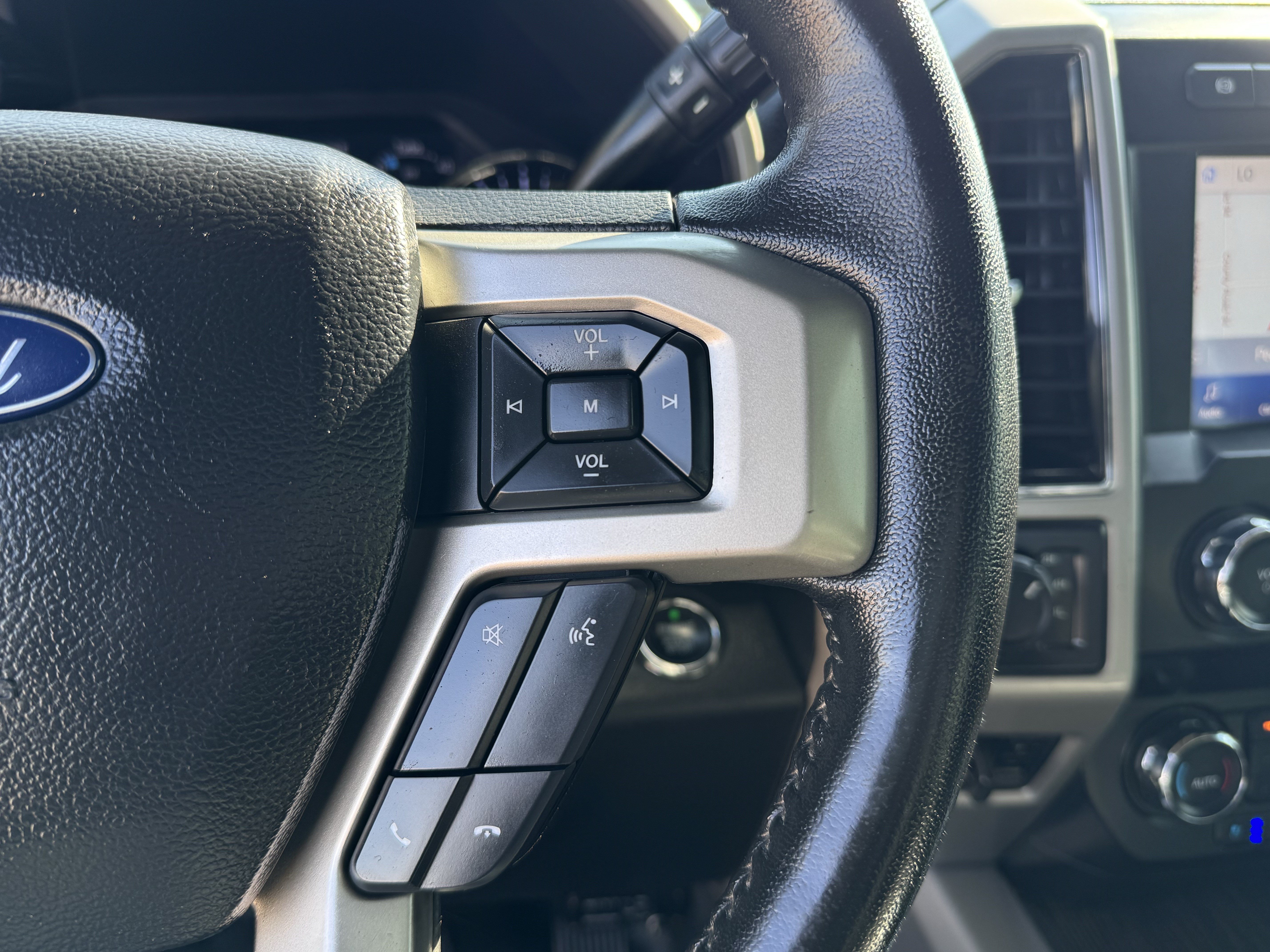 Used 2020 Ford F250 Lariat AWD/4WD image 29