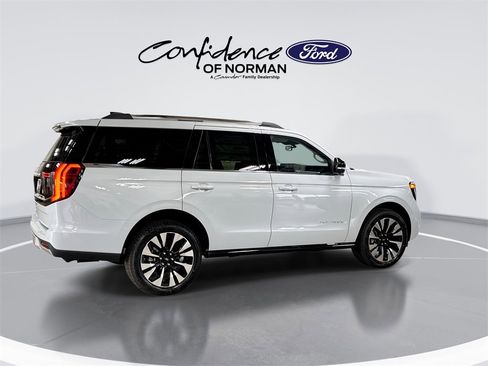 New 2026 Ford Expedition Platinum w/ Driver's Package image 9