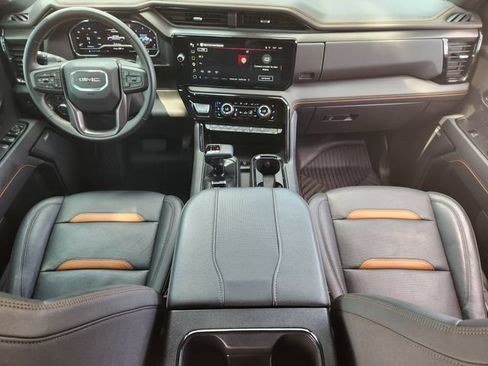 Used 2025 GMC Sierra 1500 AT4 w/ AT4 Premium Package AWD/4WD image 27