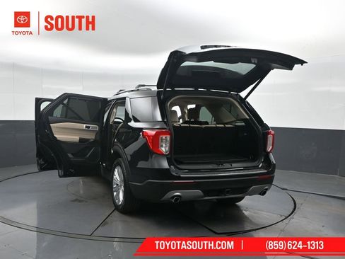 Used 2020 Ford Explorer Limited w/ Class III Trailer Tow Package image 61