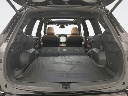 Used 2025 Subaru Forester Touring image 25