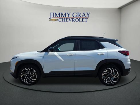 New 2026 Chevrolet TrailBlazer RS w/ Convenience Package FWD image 2
