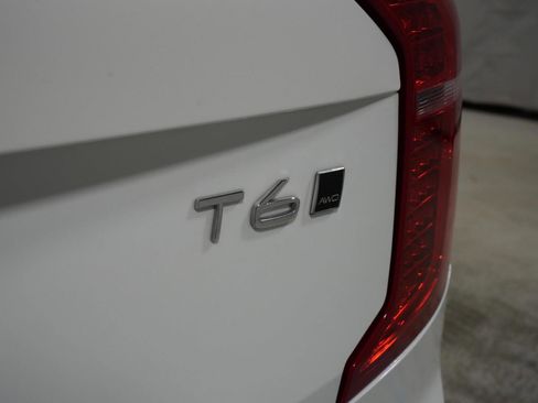 Used 2019 Volvo XC90 T6 Momentum w/ Protection Package Premier AWD/4WD image 25