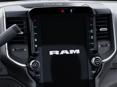New 2025 RAM 3500 Big Horn AWD/4WD image 19