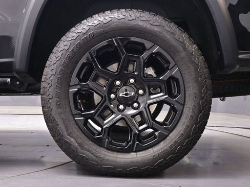 Used 2026 Chevrolet Colorado Trail Boss image 37