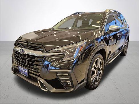 Used 2023 Subaru Ascent Touring image 2