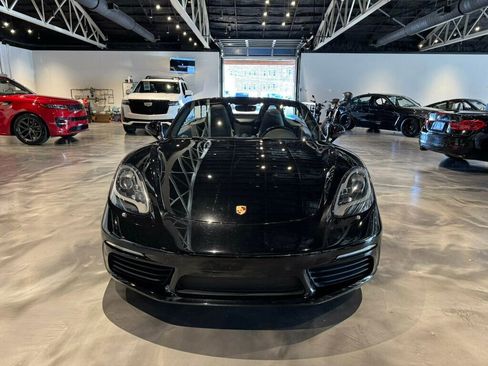 Used 2017 Porsche 718 Boxster S image 8