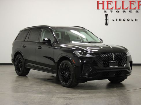 New 2026 Lincoln Aviator Reserve w/ Jet Appearance Package image 1