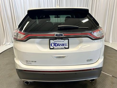 Used 2016 Ford Edge SEL FWD image 26