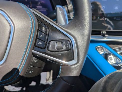 Used 2022 Chevrolet Corvette Stingray Premium Conv w/ Z51 Performance Package image 24