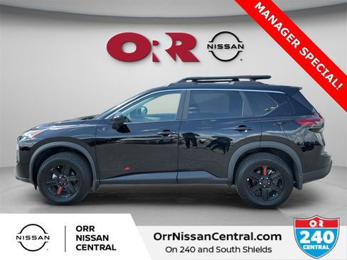 Certified 2025 Nissan Rogue SV image 9