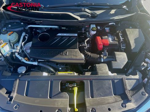 Used 2025 Nissan Rogue SV image 37